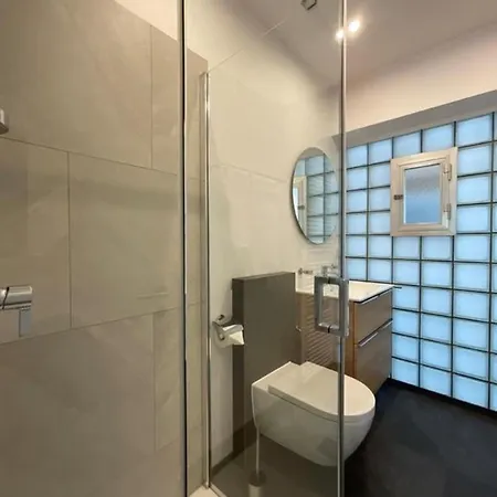 Panorama-sicht Mit Pool & Sauna Appartamento Muralto